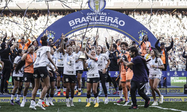 Corinthians vence Internacional por 4 a 1 e se torna é Tetracampeão do Brasileirão Feminino